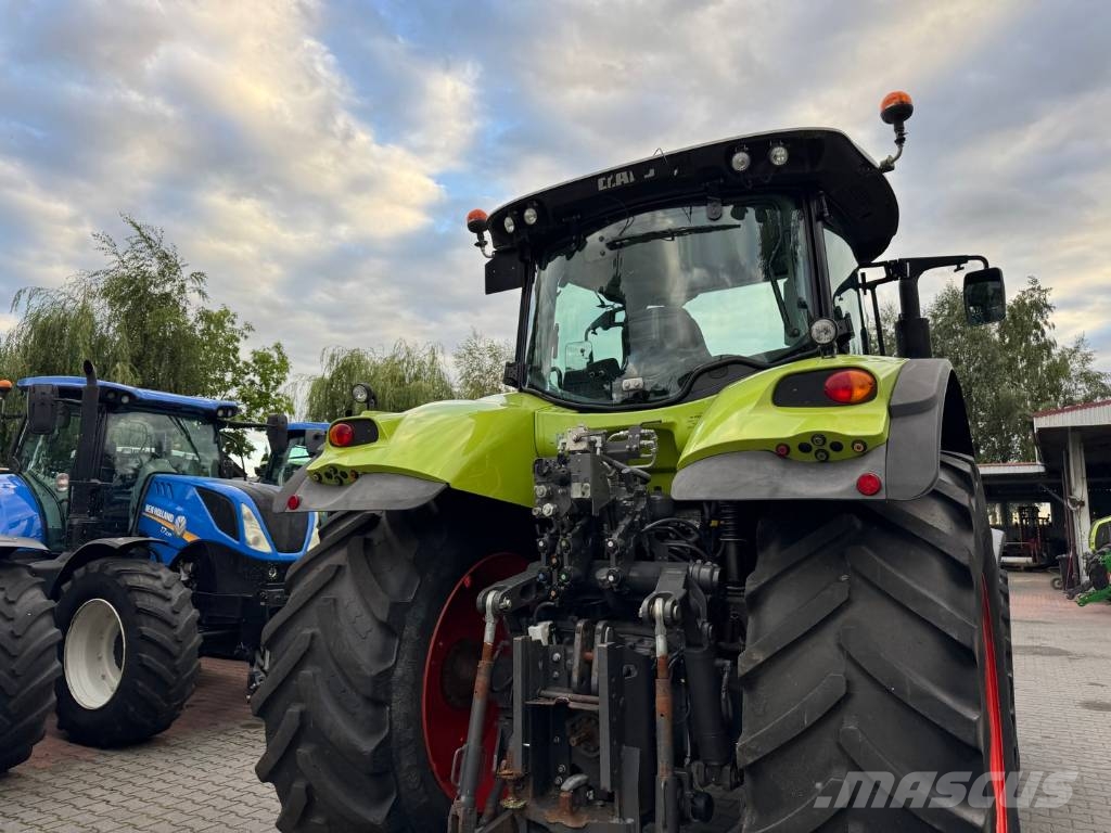 CLAAS AXION 800 CIS Tractores