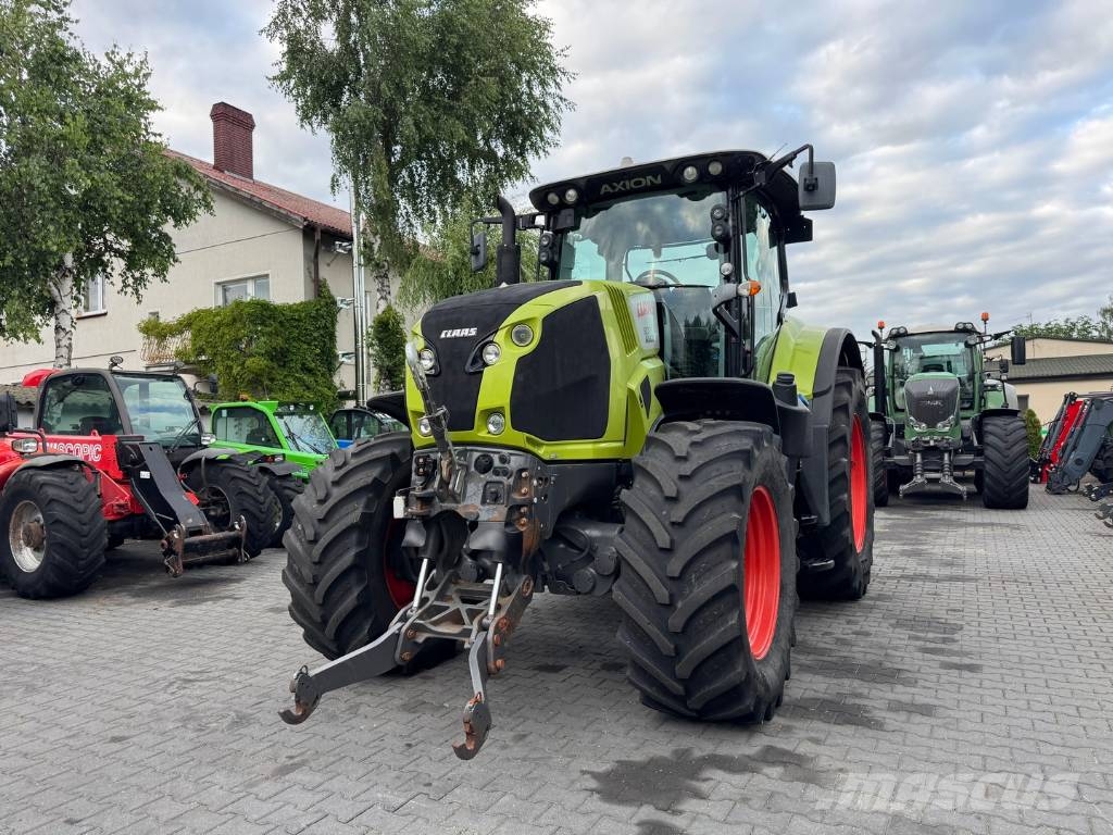 CLAAS AXION 800 CIS Tractores