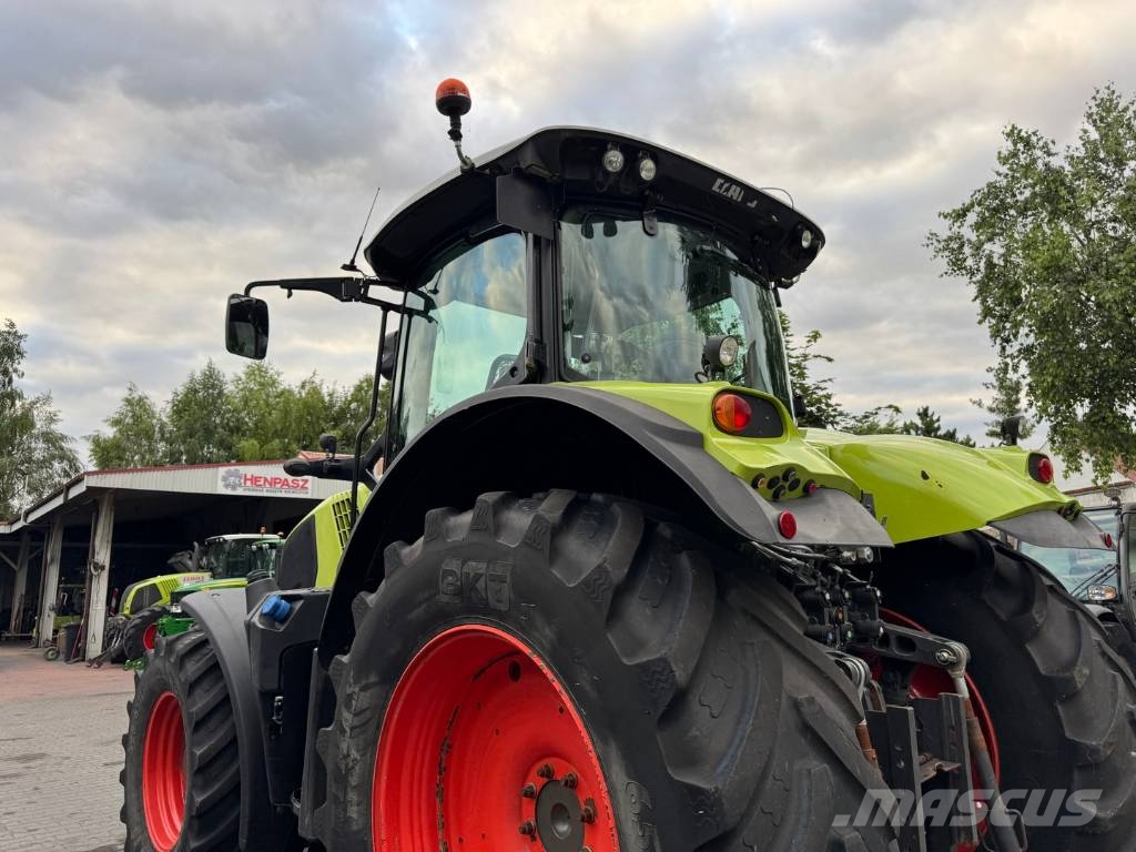 CLAAS AXION 800 CIS Tractores