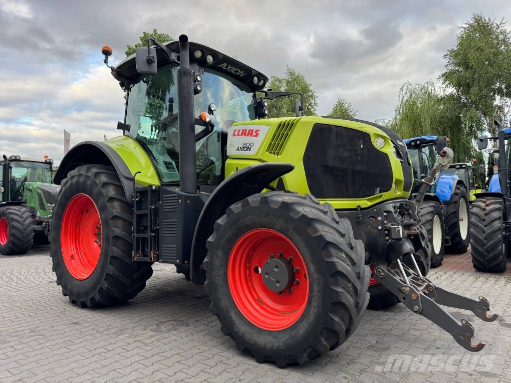 CLAAS AXION 800 CIS Tractores