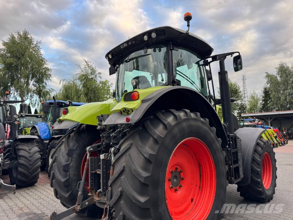 CLAAS AXION 800 CIS Tractores