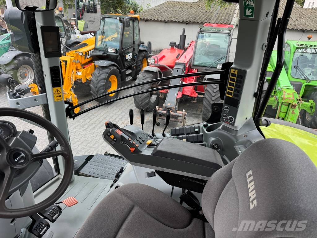 CLAAS AXION 800 CIS Tractores