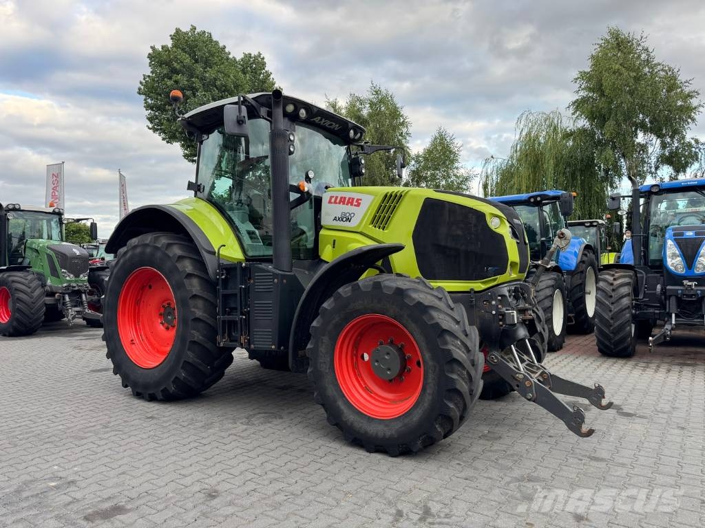 CLAAS AXION 800 CIS Tractores