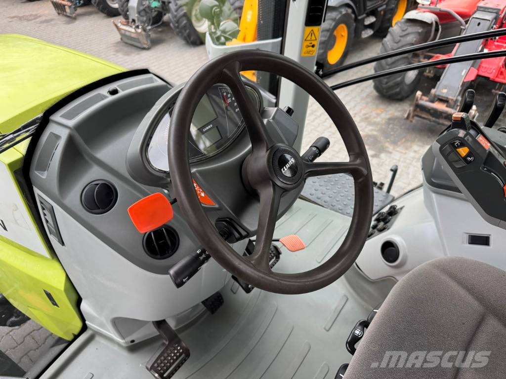 CLAAS AXION 800 CIS Tractores