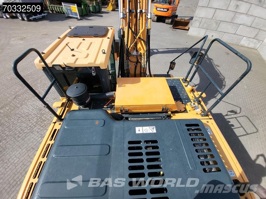 Hyundai HX260 L Crawler excavators