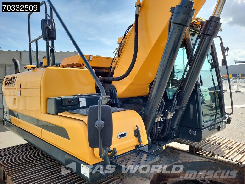 Hyundai HX260 L Crawler excavators