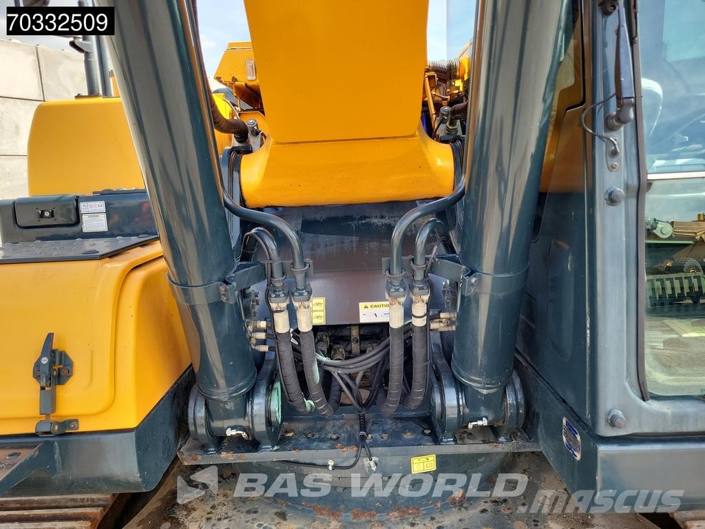 Hyundai HX260 L Crawler excavators