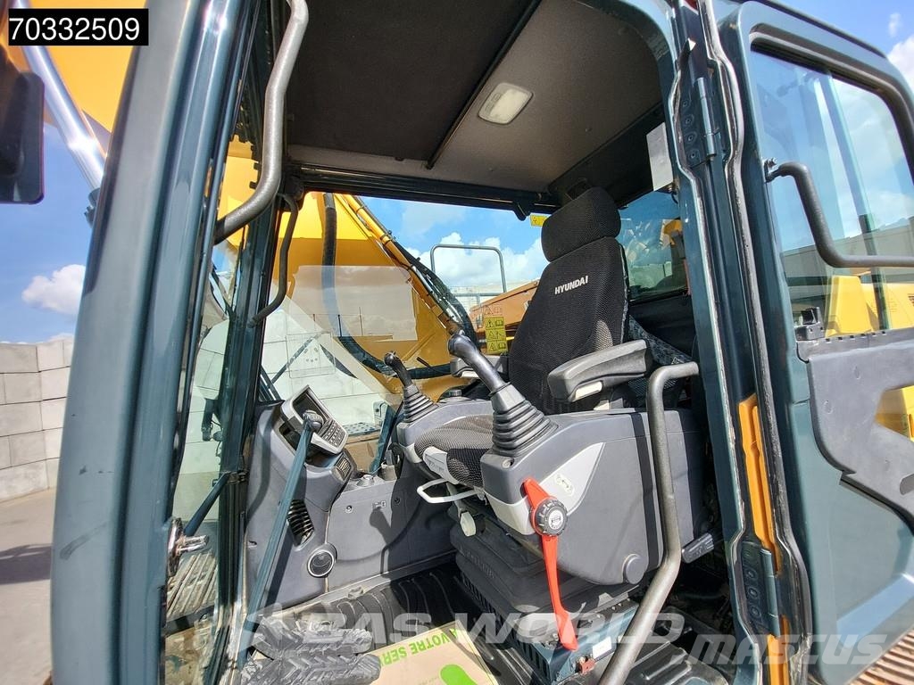 Hyundai HX260 L Crawler excavators