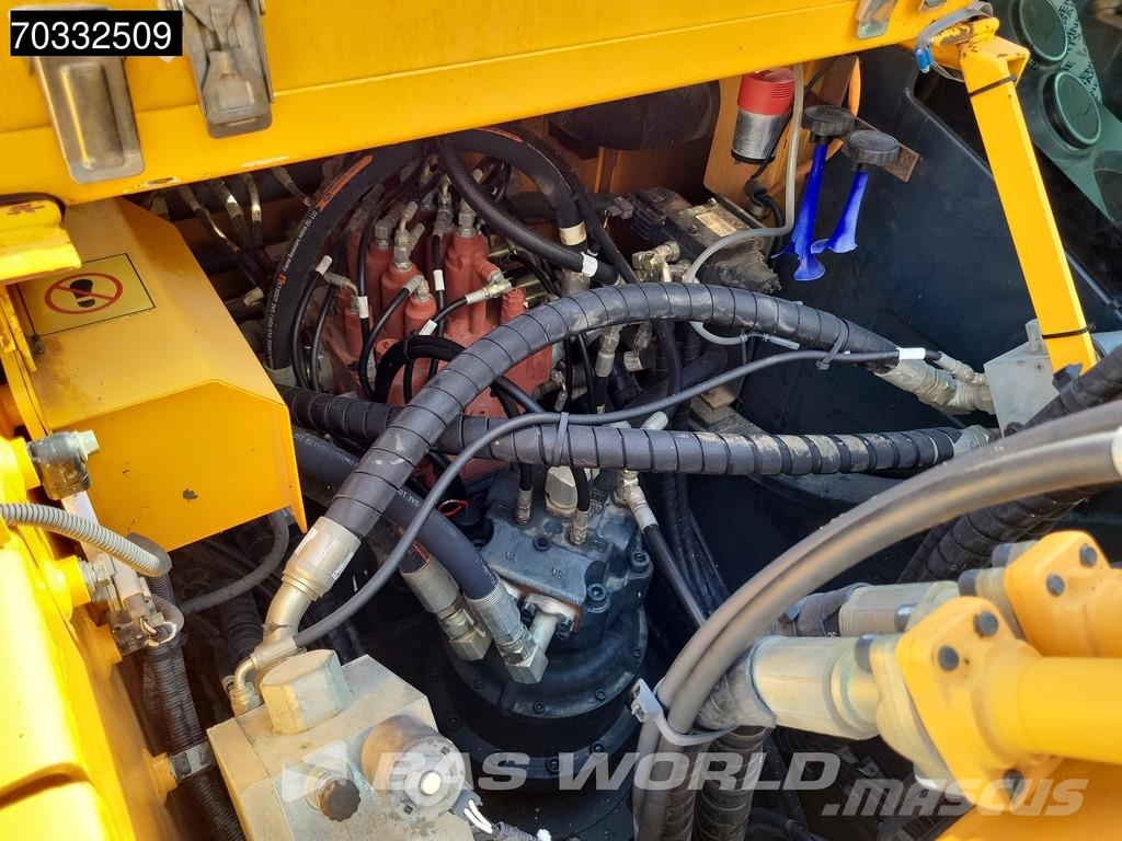 Hyundai HX260 L Crawler excavators