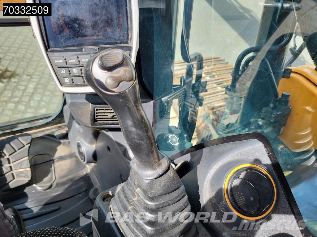 Hyundai HX260 L Crawler excavators