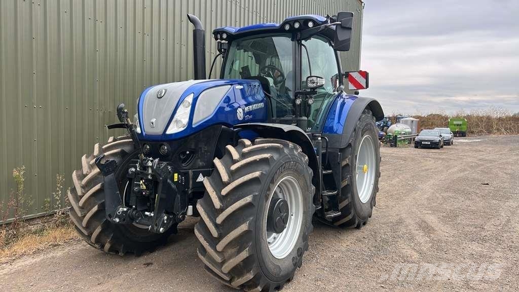 New Holland T7.300 PLMi Auto Command Tractors