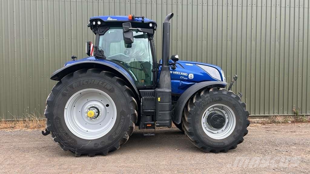 New Holland T7.300 PLMi Auto Command Tractors