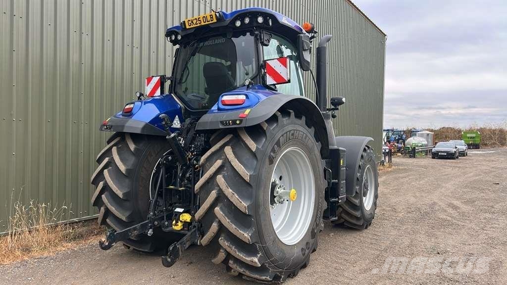 New Holland T7.300 PLMi Auto Command Tractors