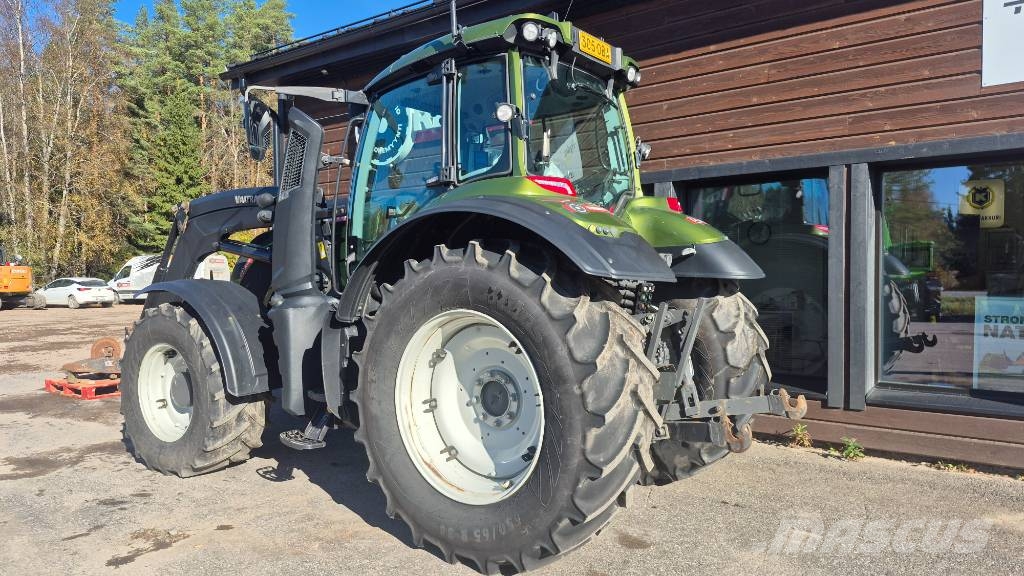 Valtra T145 Active Traktorit