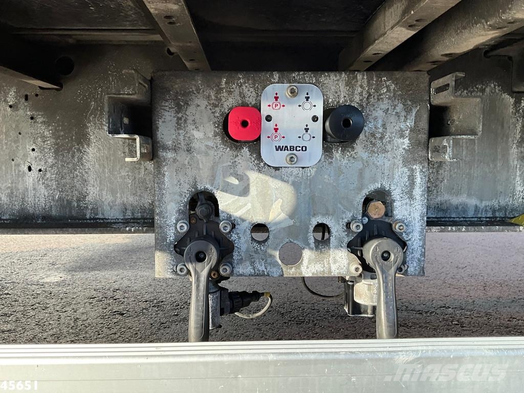Volvo FMX 500 4x4 Fassi 31 Tonmeter laadkraan + Fly-Jib All terrain cranes