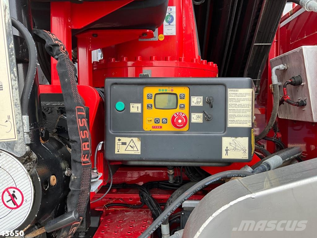 Volvo FMX 500 4x4 Fassi 31 Tonmeter laadkraan + Fly-Jib All terrain cranes