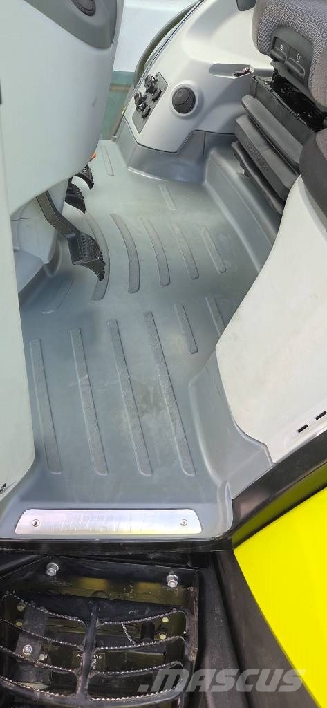 CLAAS Axion 870 Cmatic Bj.2024 780h Top Zustand 트랙터
