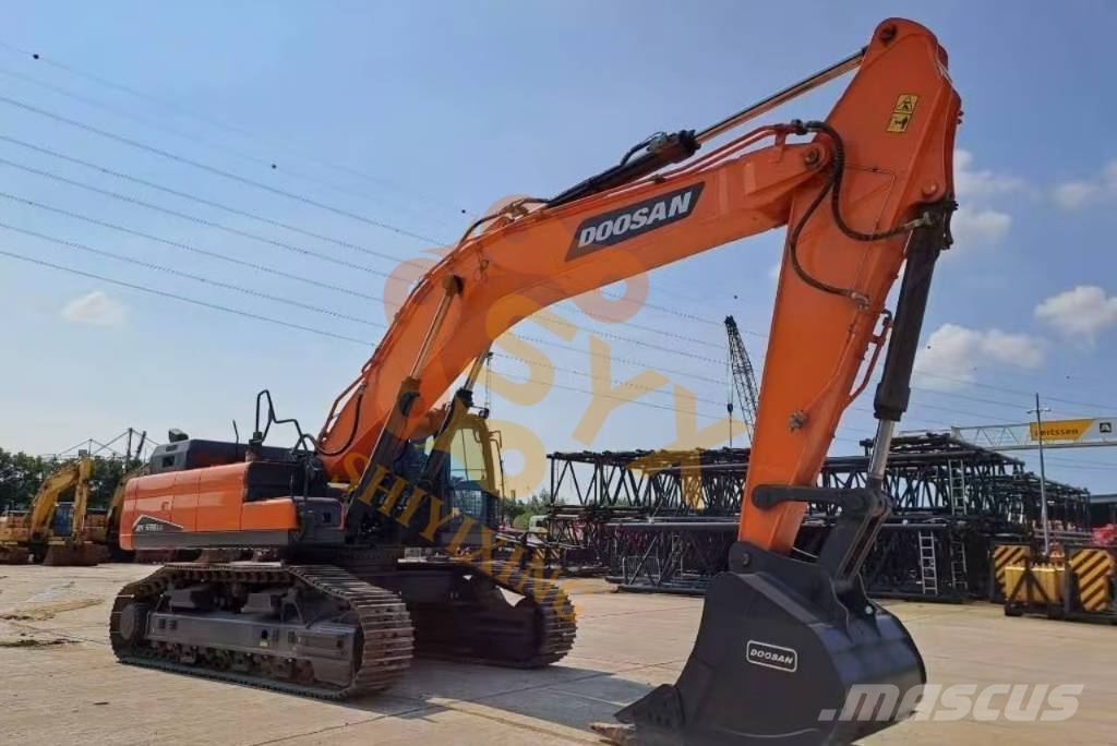 Doosan DX 530 LC-5 Bagri goseničarji