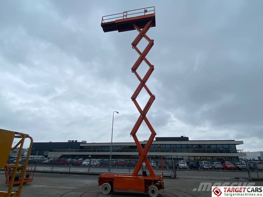 JLG 153-12 Electric Scissor Work Lift 1730cm Piattaforme a pantografo
