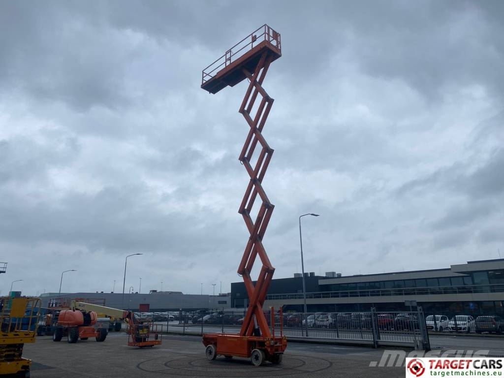 JLG 153-12 Electric Scissor Work Lift 1730cm Piattaforme a pantografo