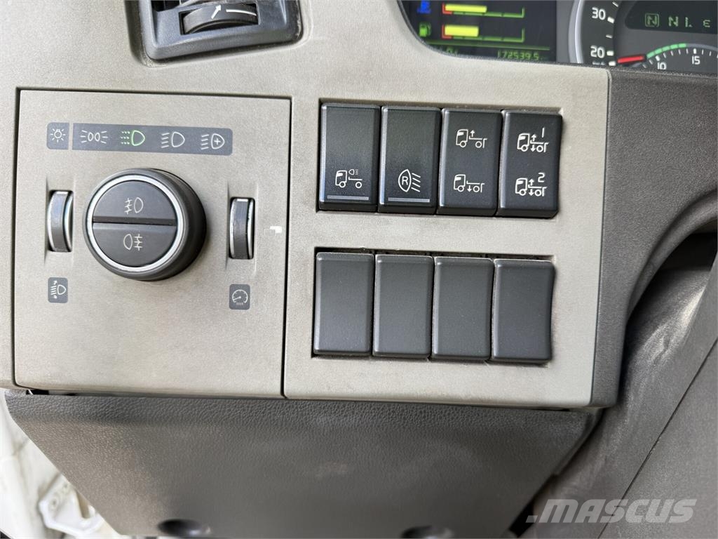 Volvo FM420 8x4 Camiones elevadores de gancho