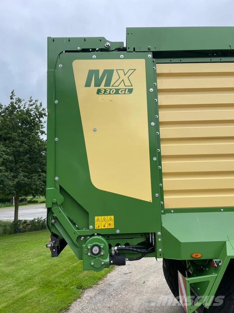 Krone MX 330 GL opraapwagen NIEUW STAAT 129 UUR!! Self-propelled foragers