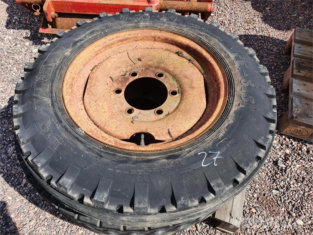 BKT 7.5-20 Pneus, rodas e aros