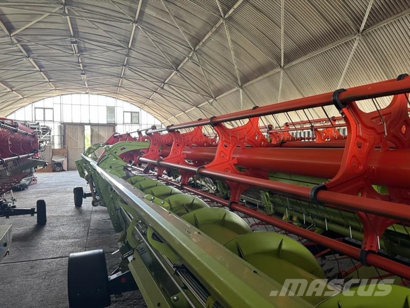 CLAAS Lexion 770 TT m. SW Vario 1230 Sonstige Landmaschinen