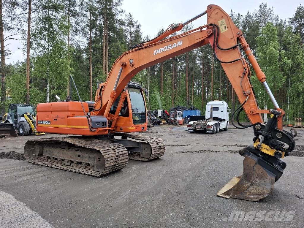 Doosan DX 160 LC 履带挖掘机