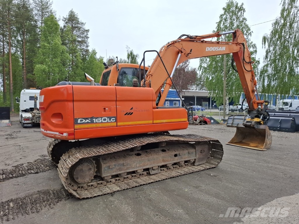 Doosan DX 160 LC 履带挖掘机