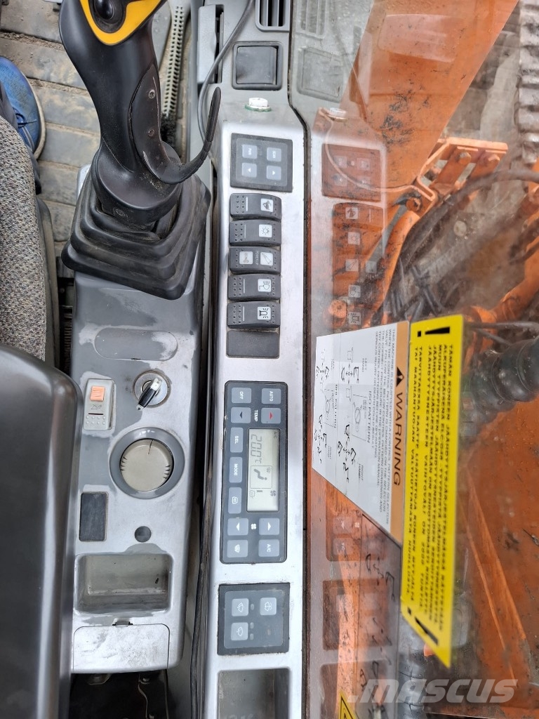 Doosan DX 160 LC 履带挖掘机