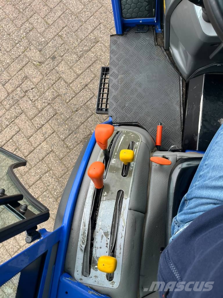 Iseki hydro TM 3245 HR Tractoren