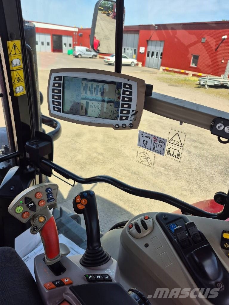 Massey Ferguson 7624 Трактори
