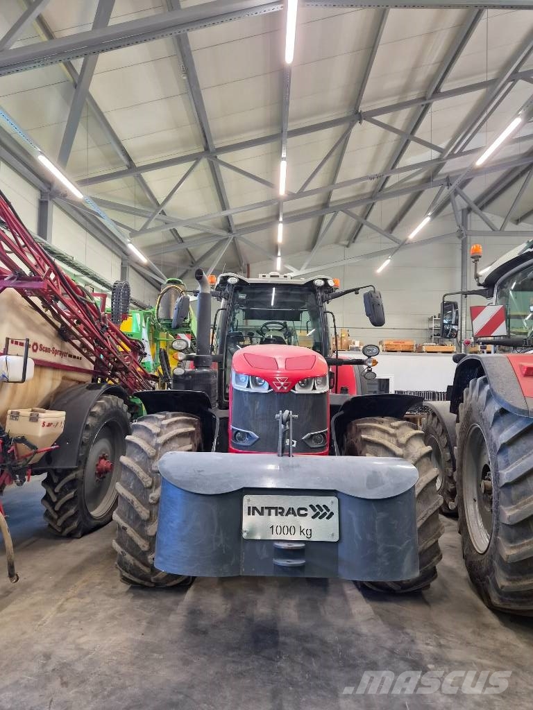 Massey Ferguson 8740S Traktori