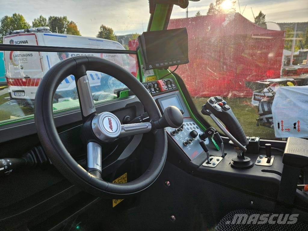 Avant Avant 860i Krautuvai su šoniniu pasukimu