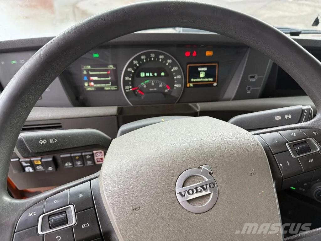 Volvo FH 4 540 - 8X4 - 700410 KM - INTARDER Τράκτορες