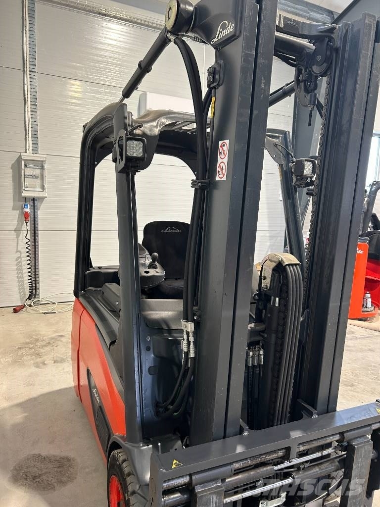 Linde E 16-02 Elmotviktstruckar