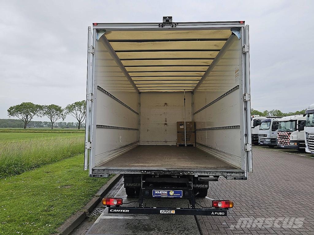 Fuso CANTER 7C18 AMT 3 SEATS AIRCO Camiones con caja de remolque