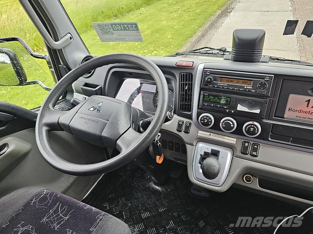 Fuso CANTER 7C18 AMT 3 SEATS AIRCO Camiones con caja de remolque