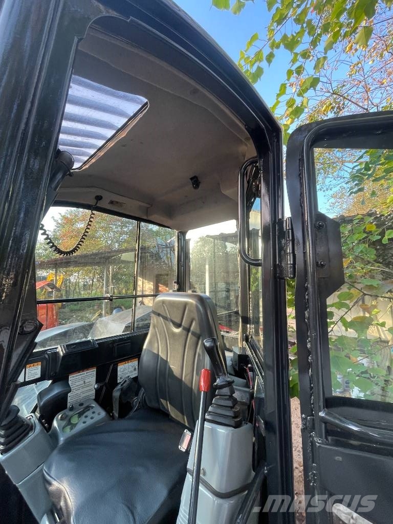 Yanmar Vio 80 Vidutinės galios ekskavatoriai 7-12 t