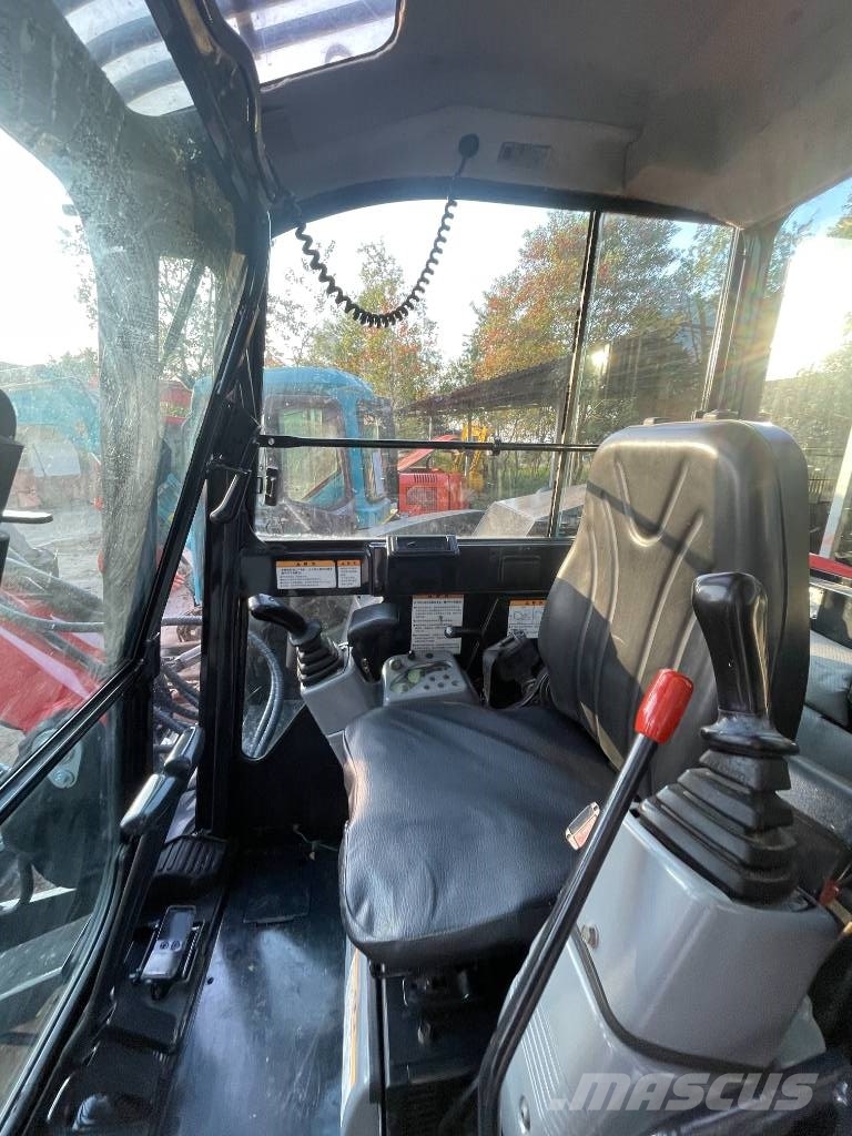 Yanmar Vio 80 Vidutinės galios ekskavatoriai 7-12 t