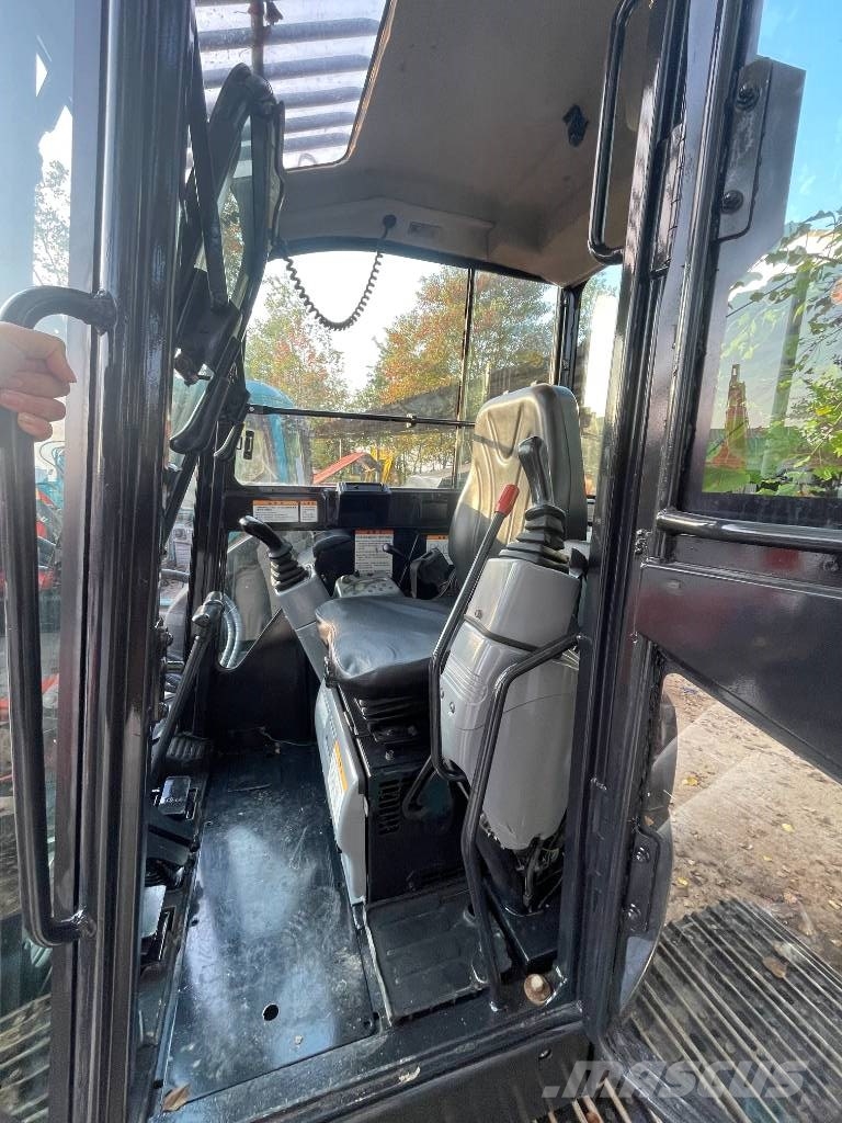 Yanmar Vio 80 Vidutinės galios ekskavatoriai 7-12 t