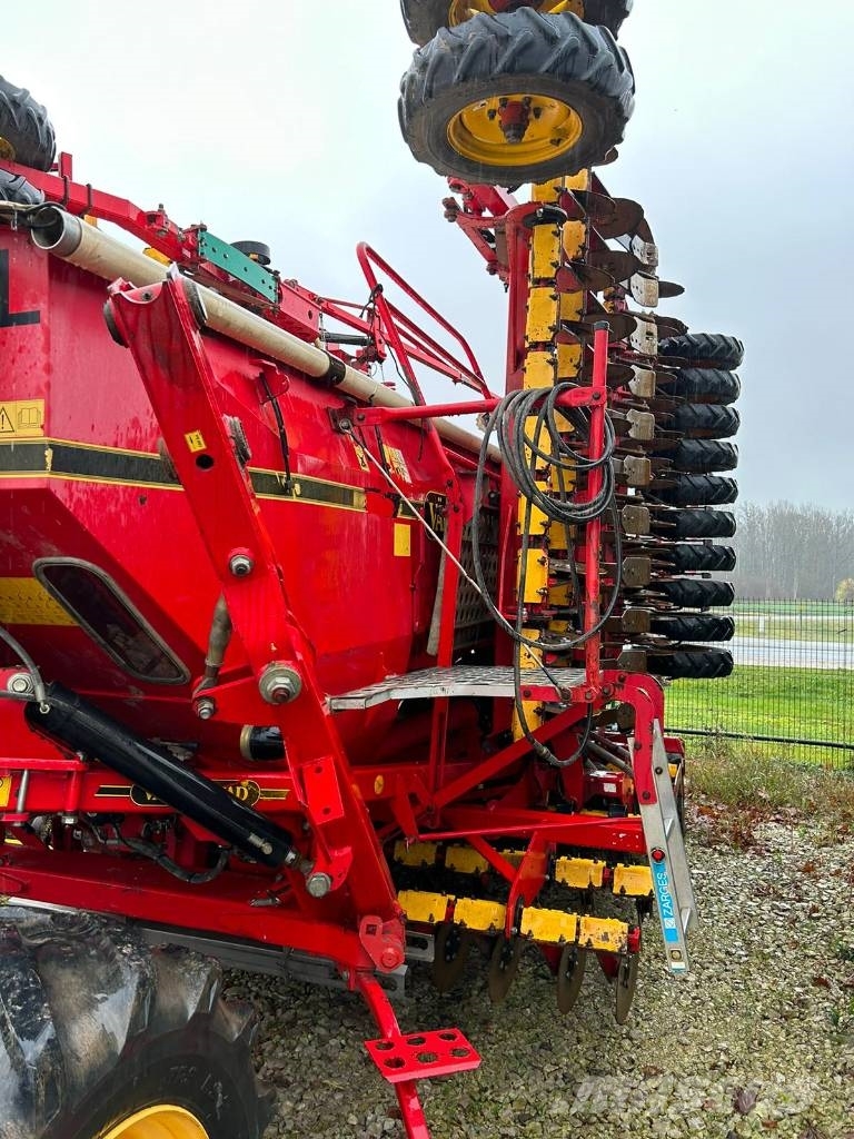 Väderstad Rapid800 Vetőgépek