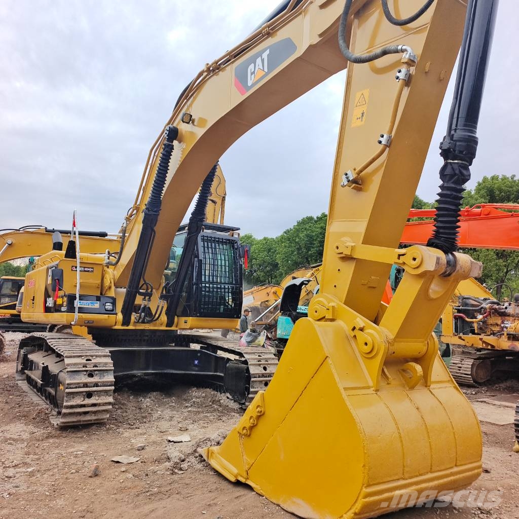 CAT 349D2L 3000 units excavators in stock Верижен екскаватор