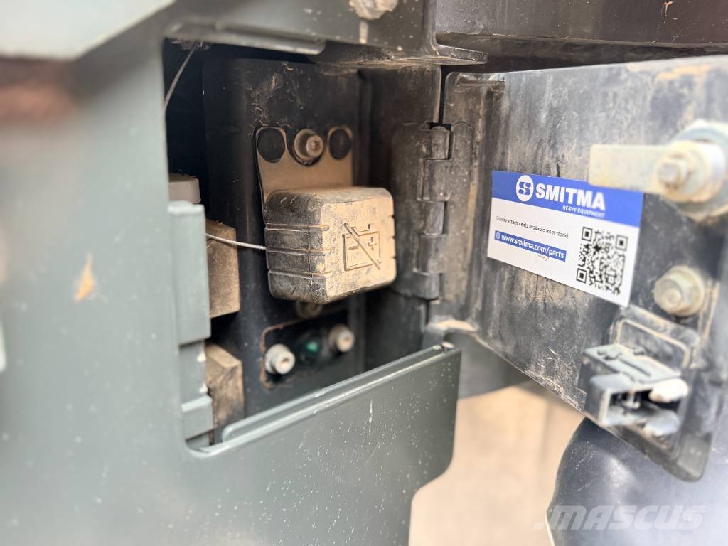 Komatsu WA470-8 - Joystick Steering Chargeuse sur pneus