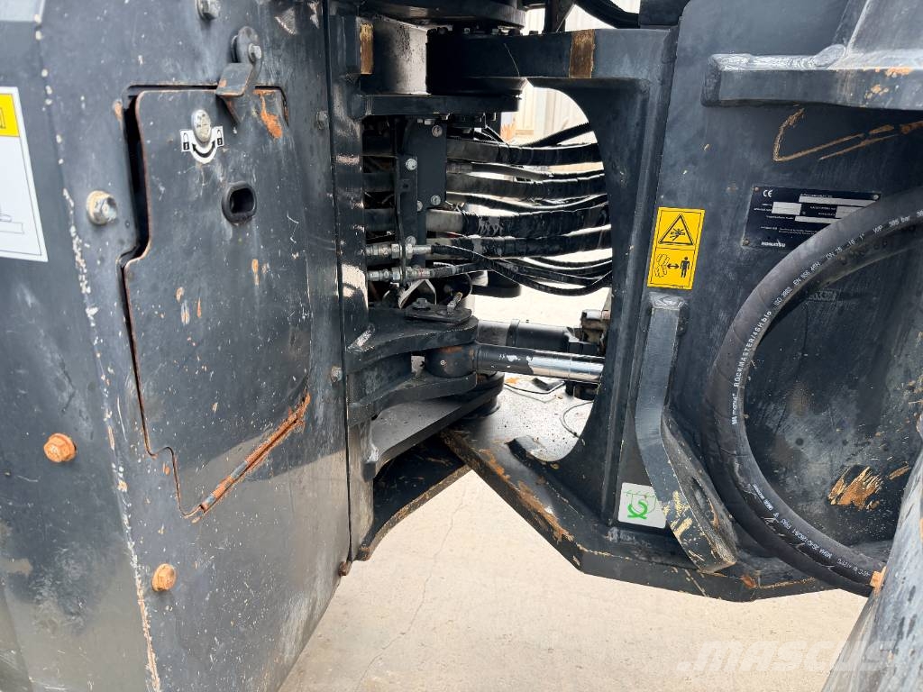 Komatsu WA470-8 - Joystick Steering Chargeuse sur pneus