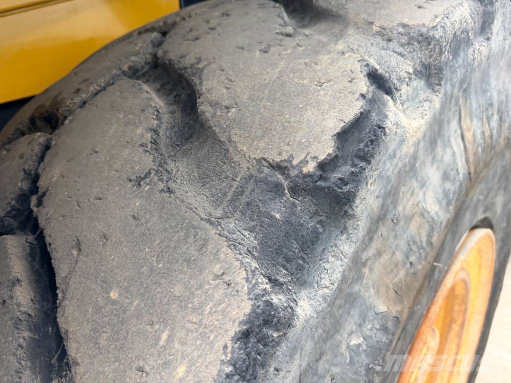 Komatsu WA470-8 - Joystick Steering Chargeuse sur pneus