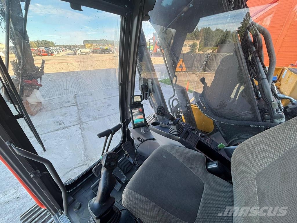 Volvo EC 220 EL TILTROTATOR / CENTRAL LUBRICATION / AC Roomikekskavaatorid