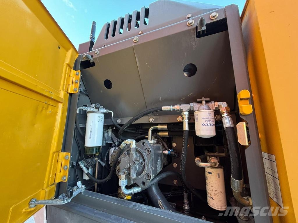 Volvo EC 220 EL TILTROTATOR / CENTRAL LUBRICATION / AC Roomikekskavaatorid