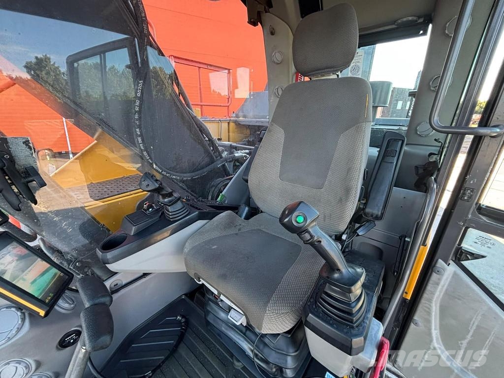 Volvo EC 220 EL TILTROTATOR / CENTRAL LUBRICATION / AC Roomikekskavaatorid